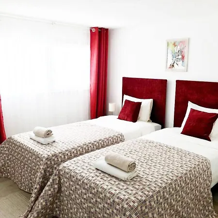 Modern Brand New Duplex In Coroso Beach Dean Pequeno